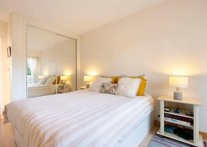 Face : Les Vagues Bauloises * La Baule